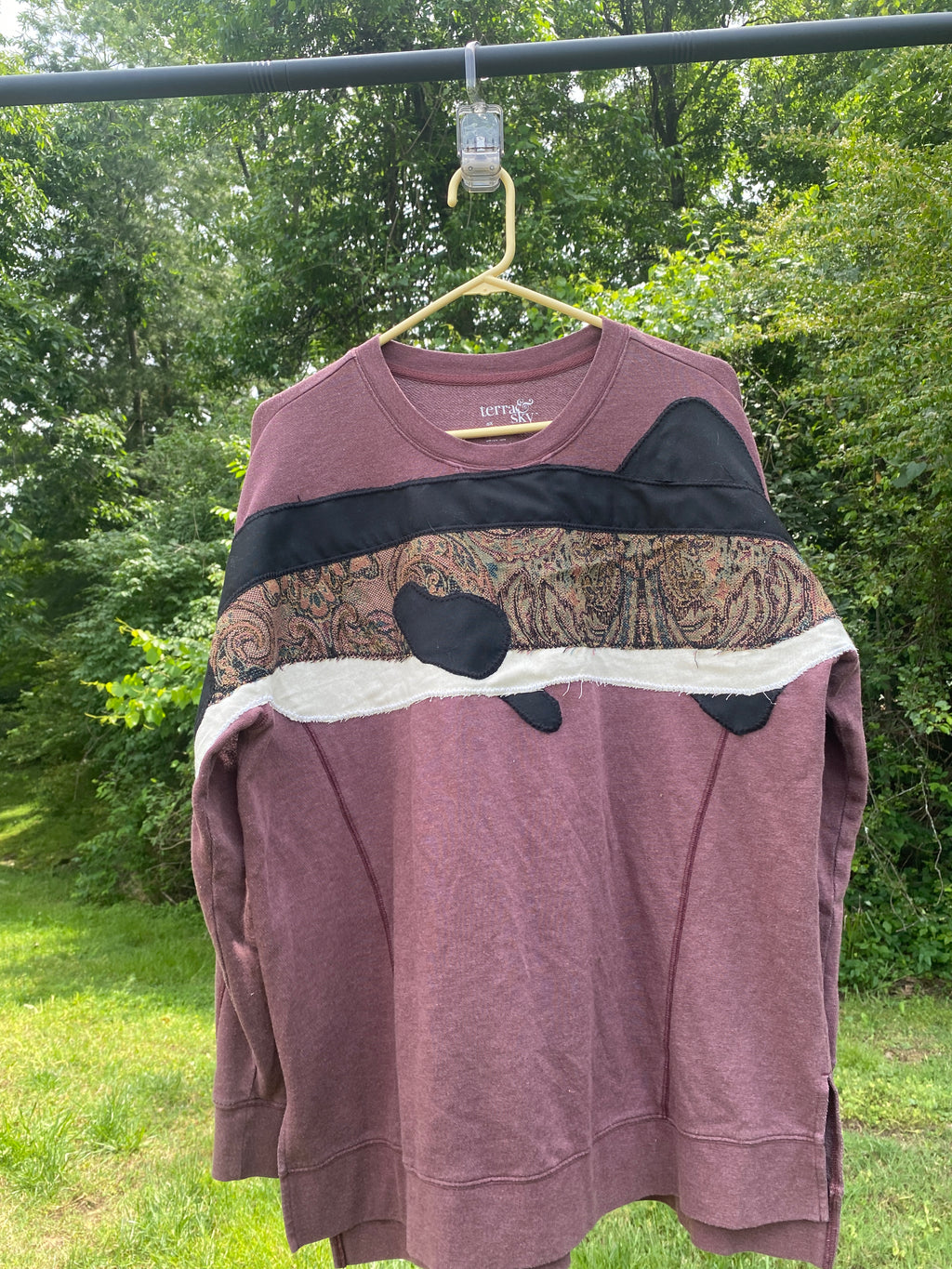 FISH HUG- 0x Crewneck