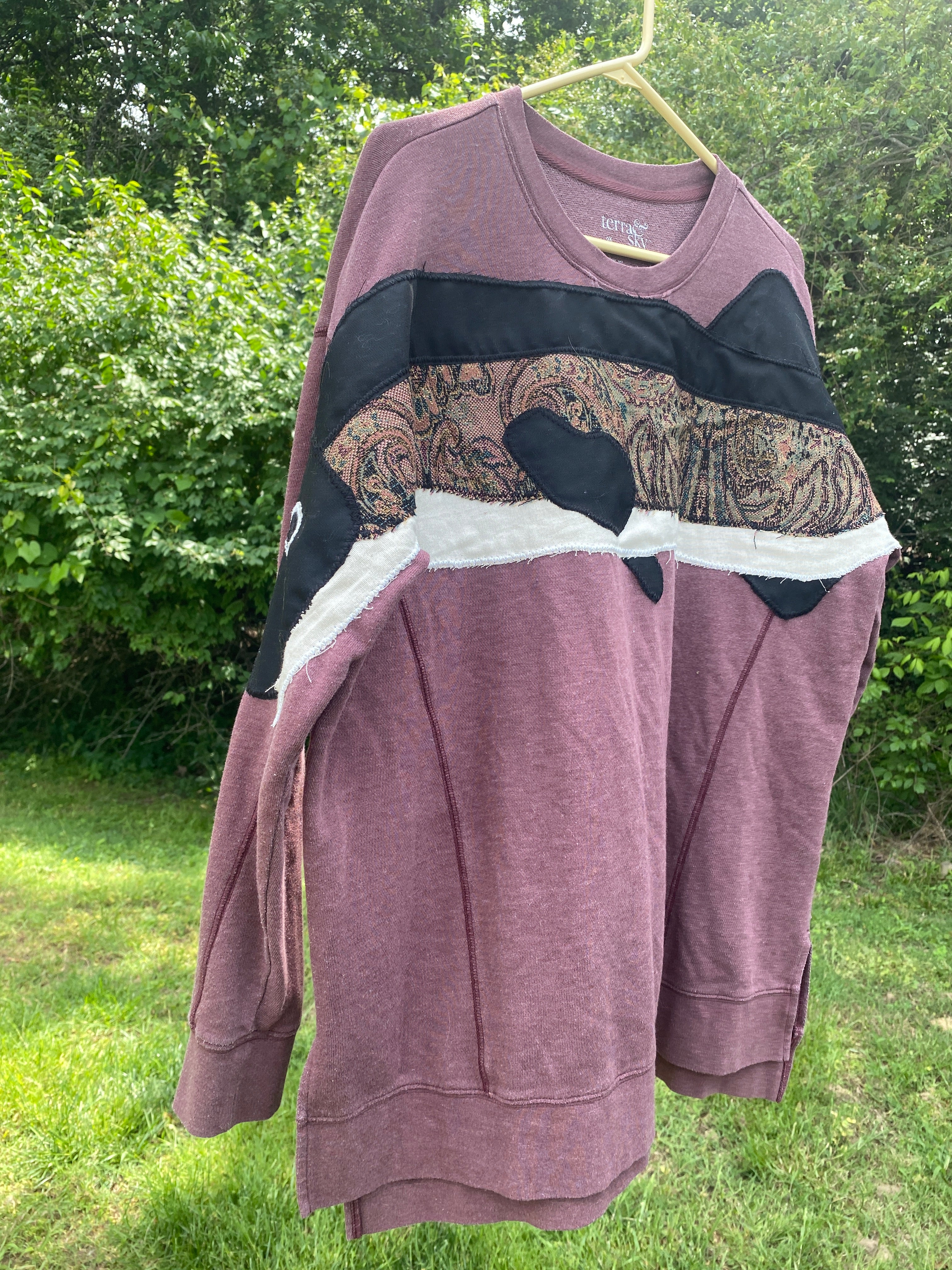 FISH HUG- 0x Crewneck