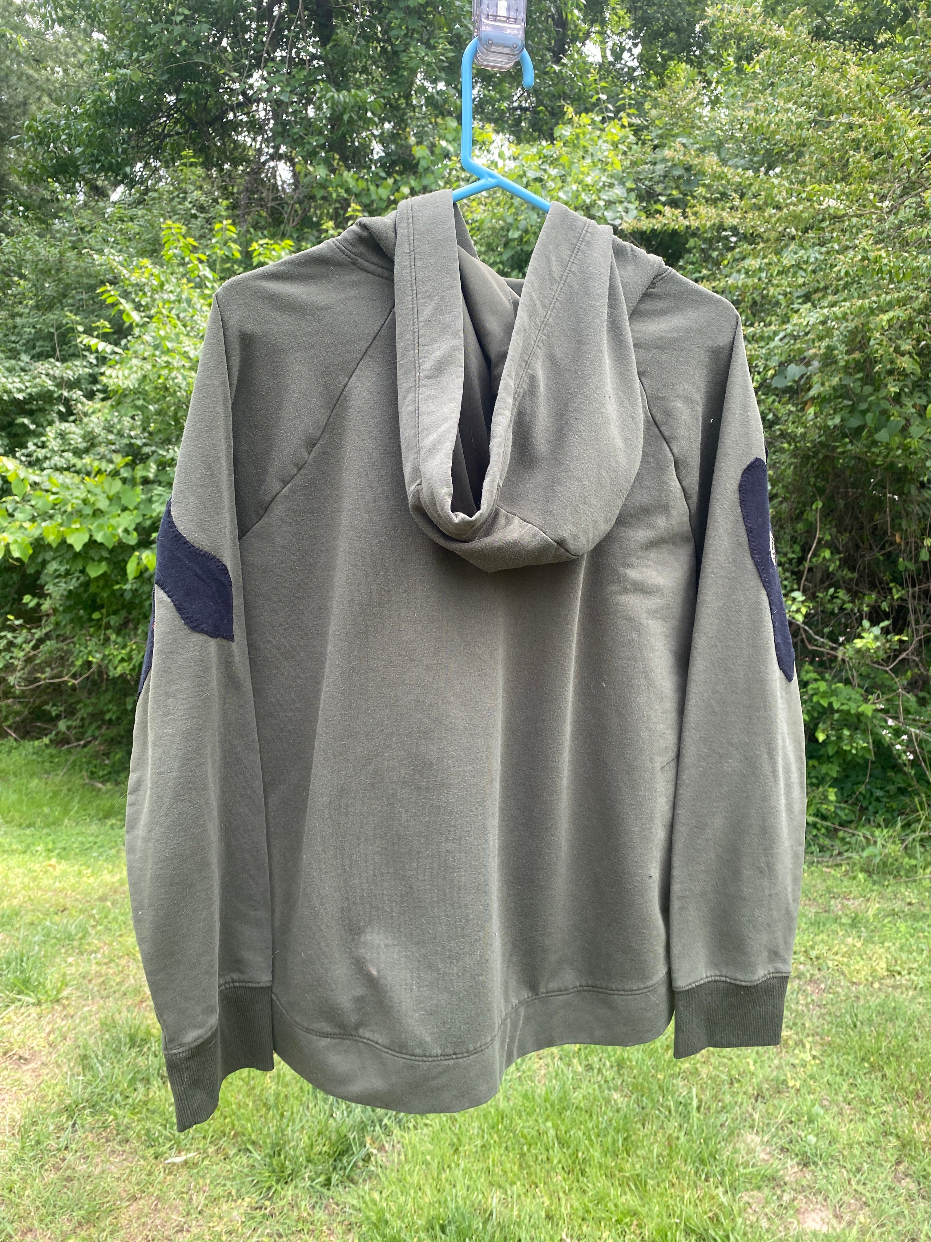 FISH HUG- XL Hoodie