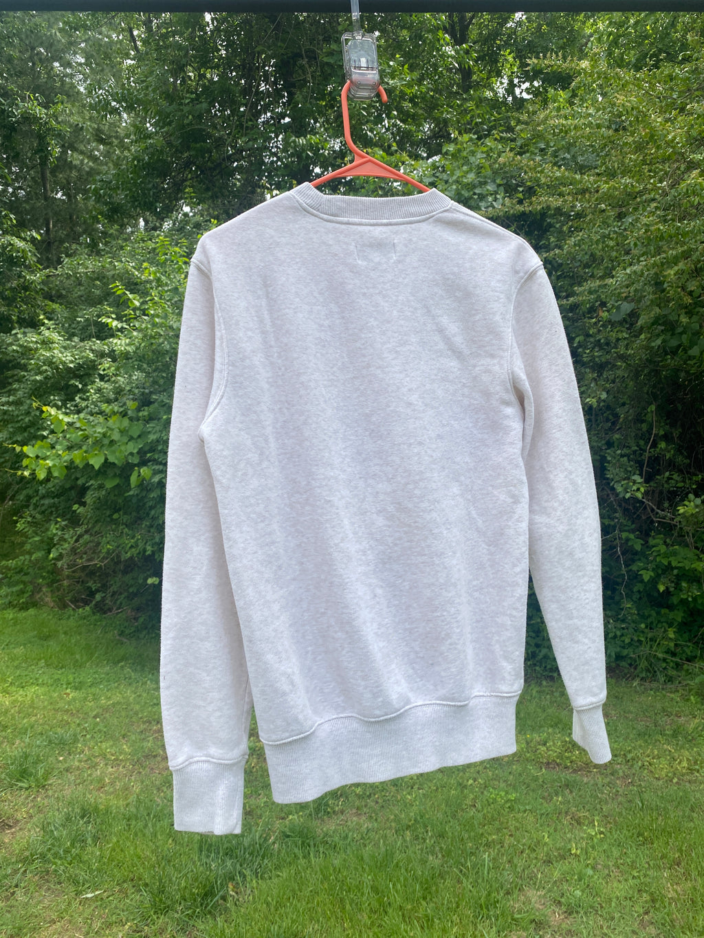 FLOAT ON HEART-  S Crewneck