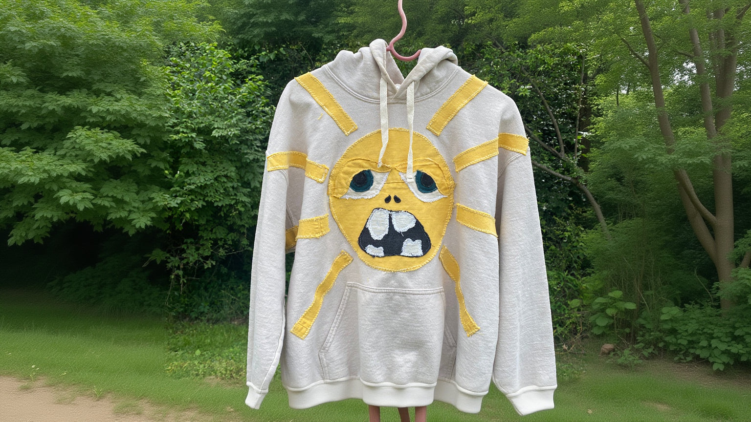 Dopy Sun- L Hoodie