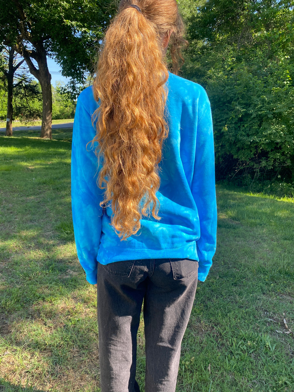 FISH HUG- S Crewneck