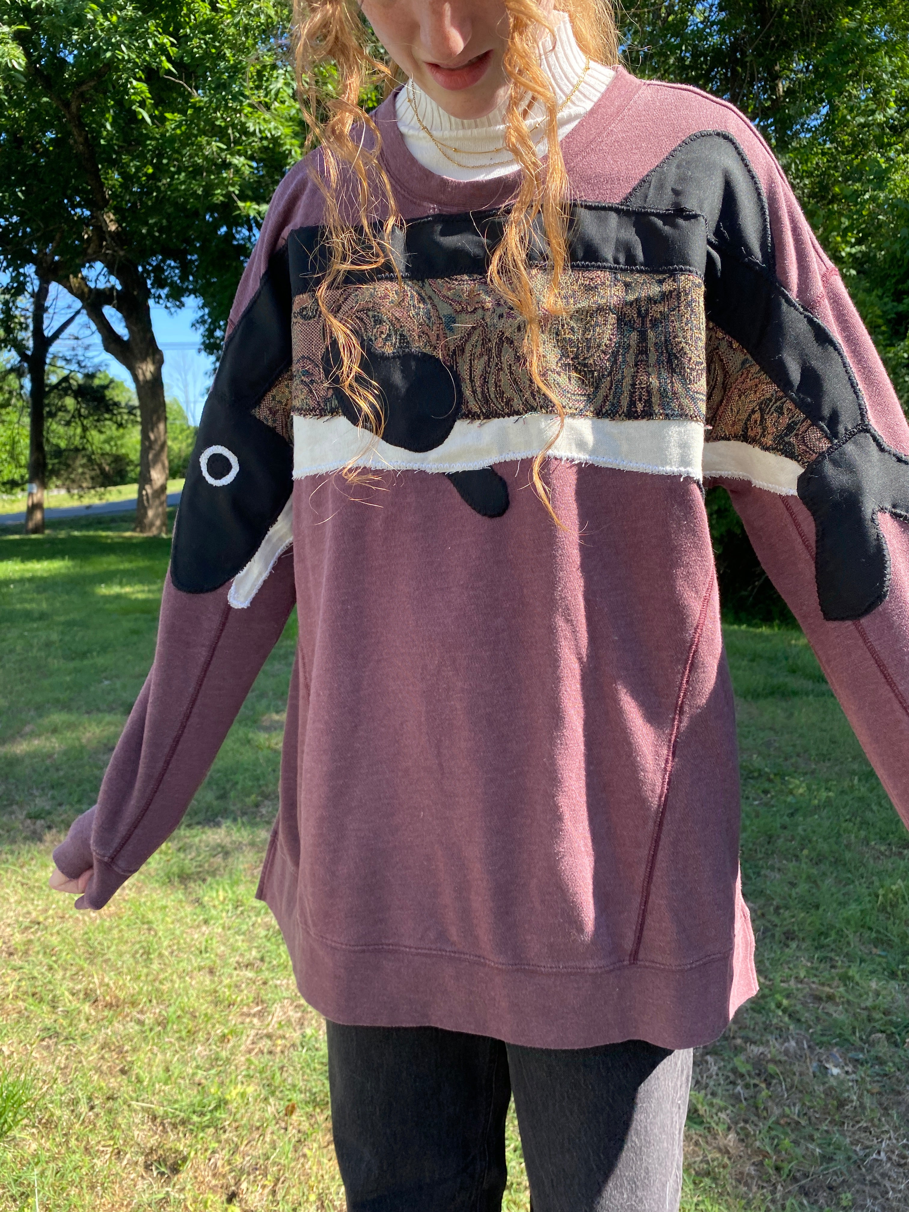 FISH HUG- 0x Crewneck