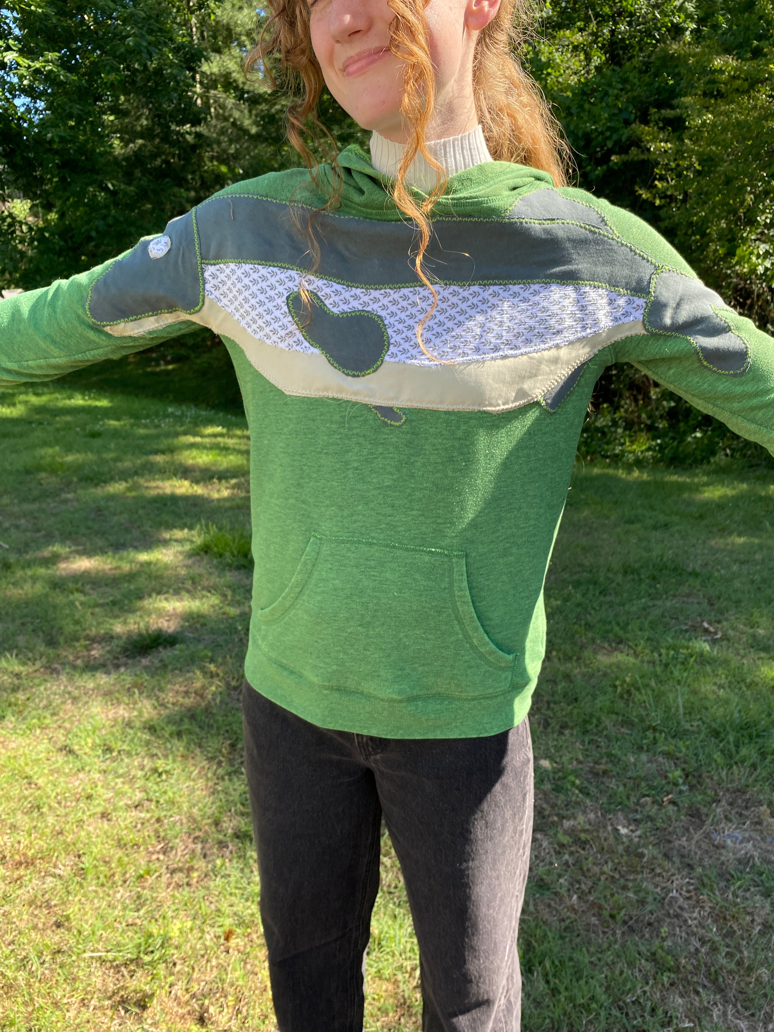 FISH HUG- S hoodie
