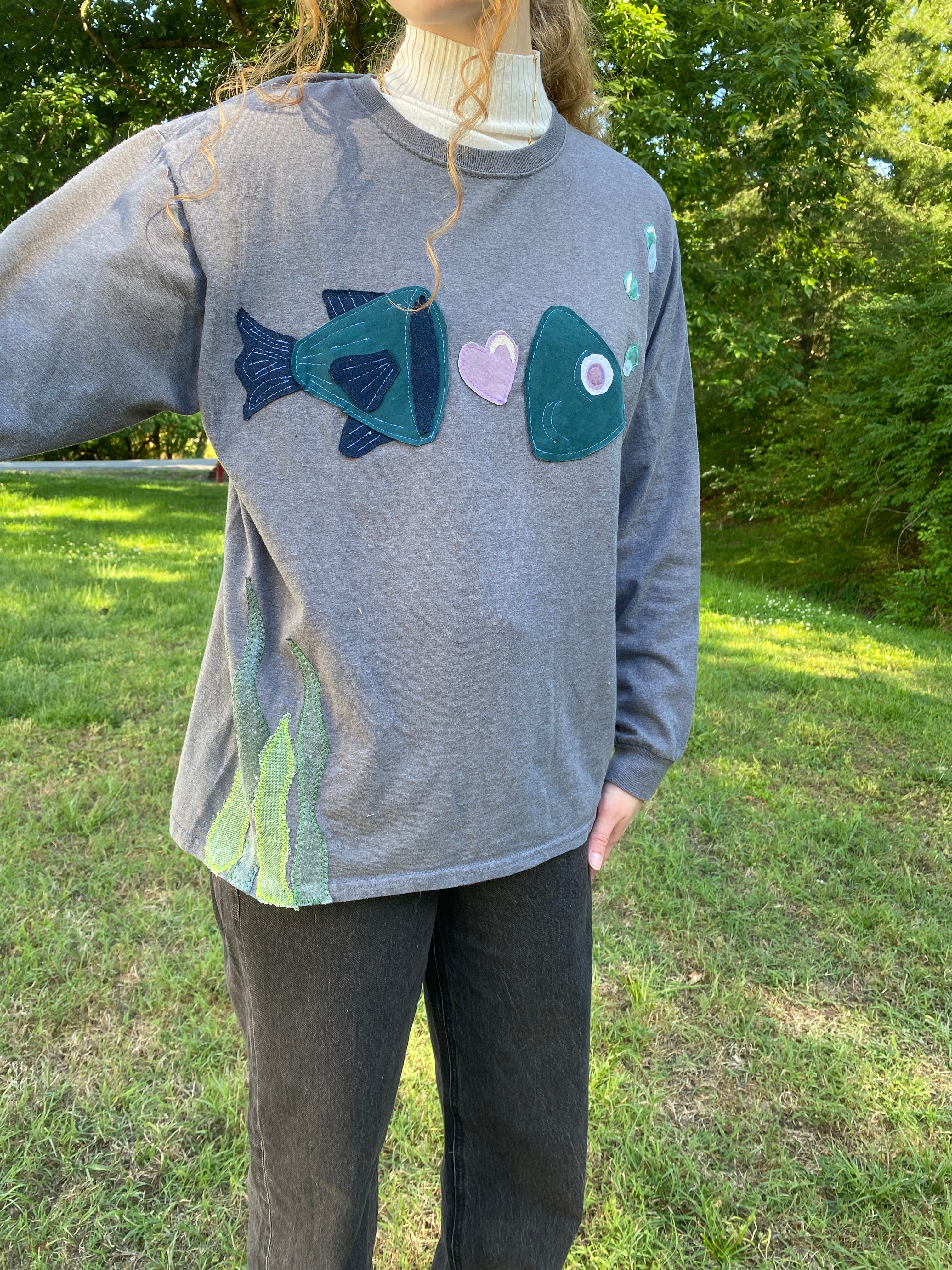 FLOAT ON HEART- long sleeve (medium)